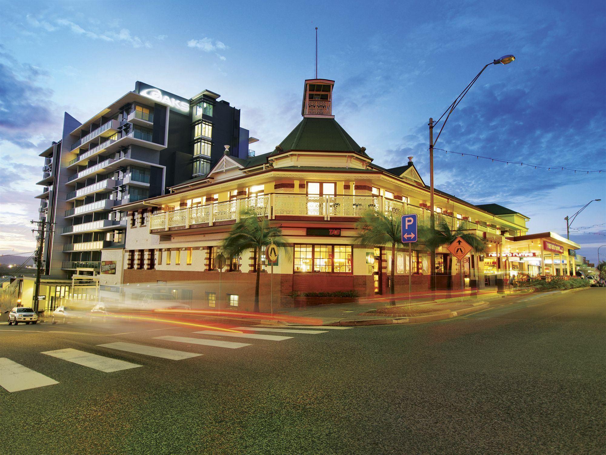 Oaks Gladstone Grand Hotel Esterno foto