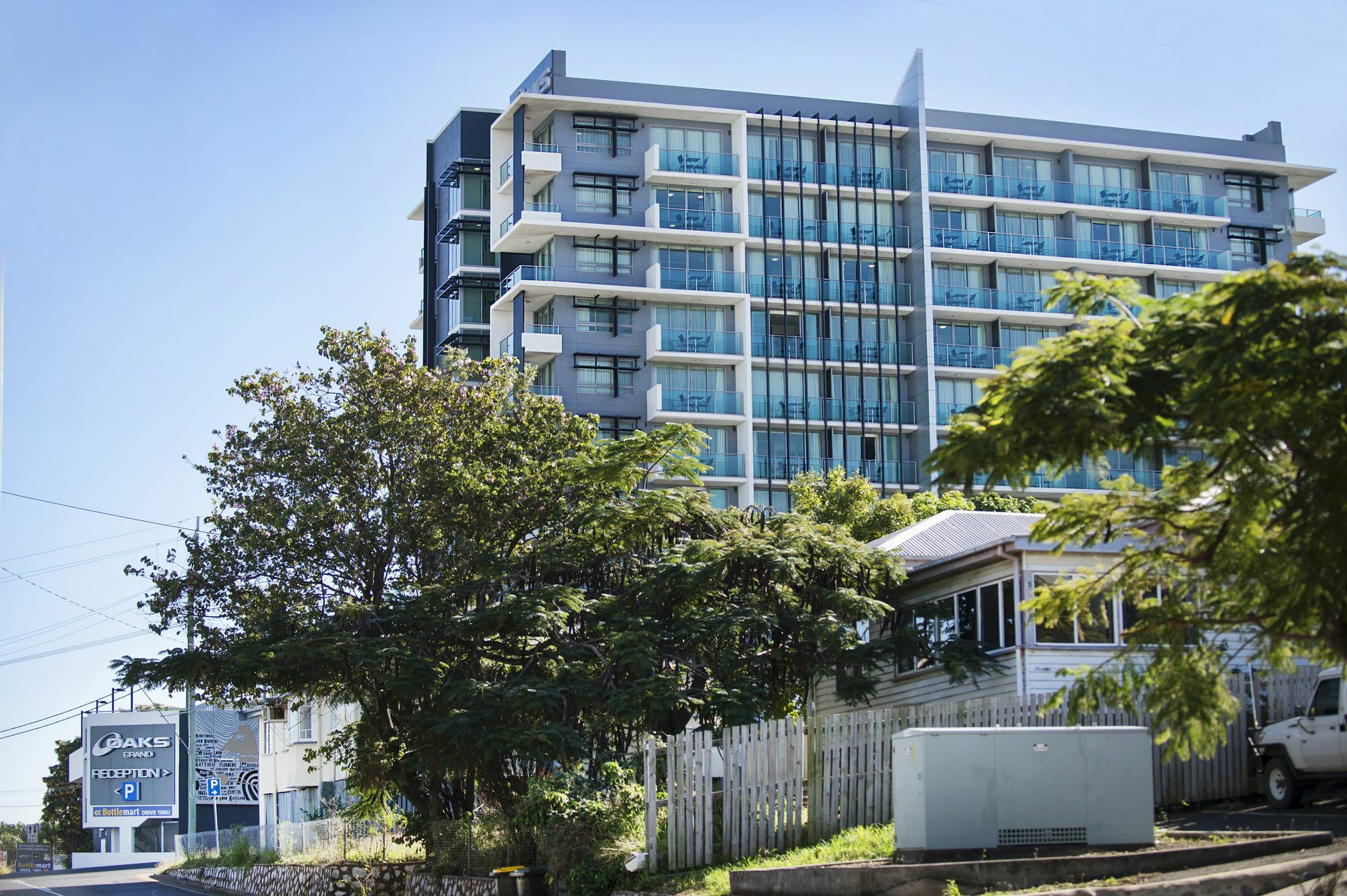 Oaks Gladstone Grand Hotel Esterno foto